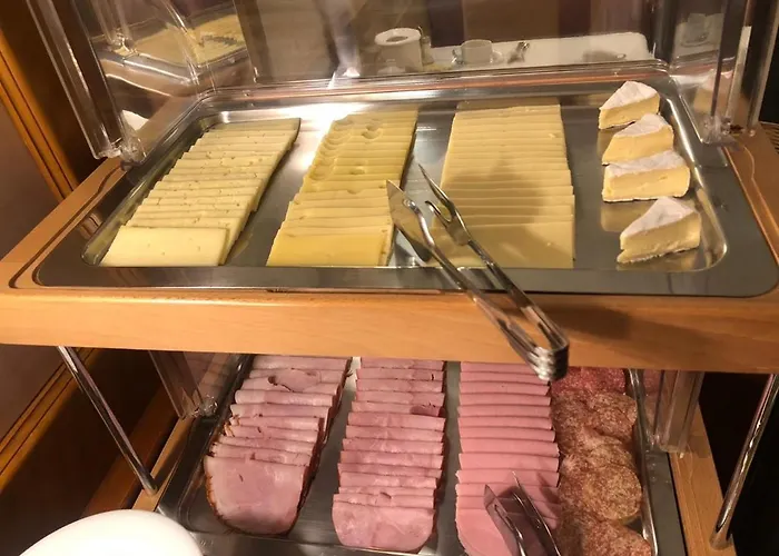 Bajazzo فندق